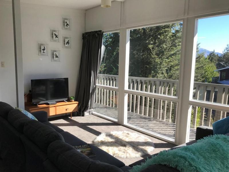 9 Alpine Avenue Villa Ханмер Спрингс Екстериор снимка