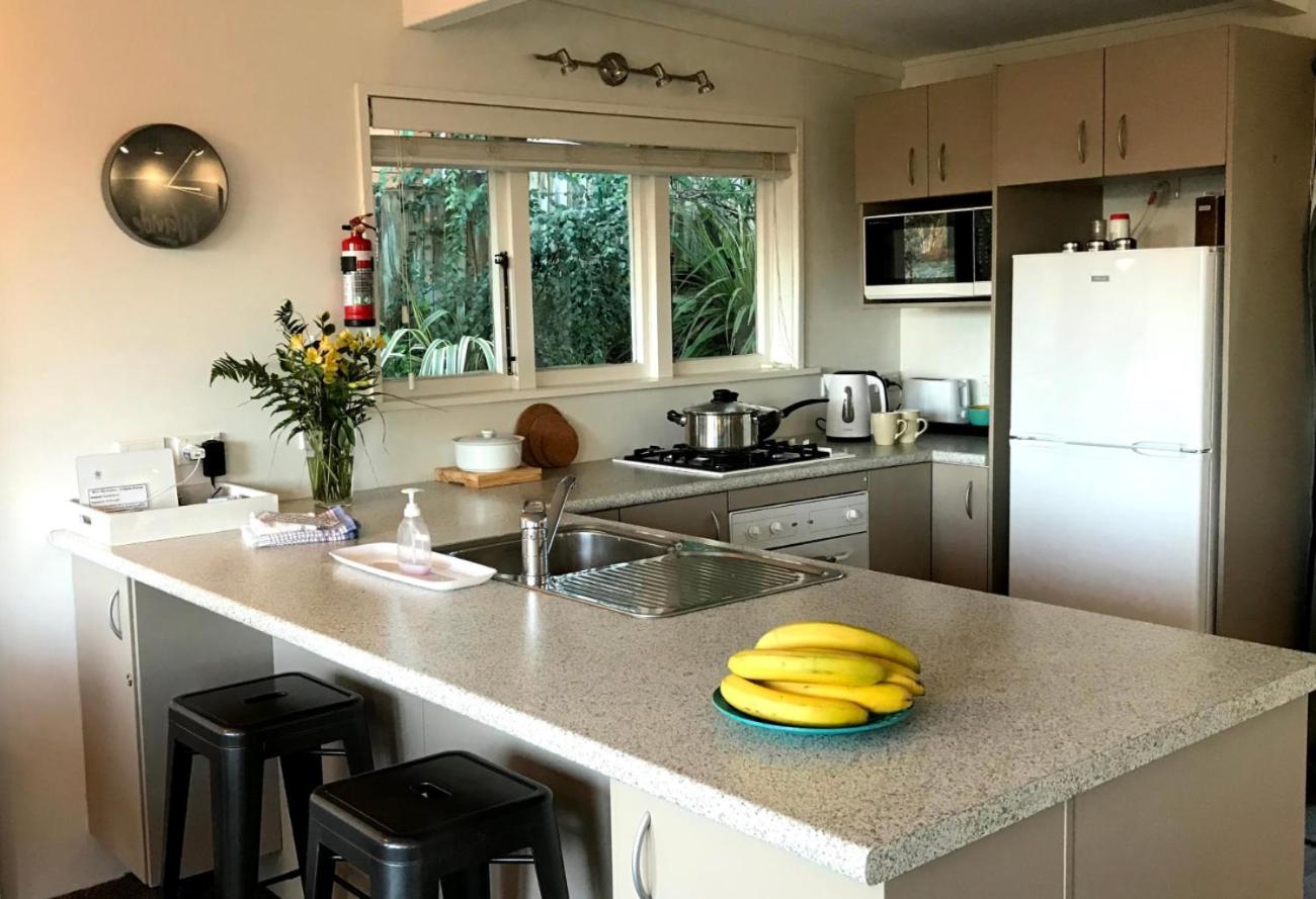 9 Alpine Avenue Villa Ханмер Спрингс Екстериор снимка
